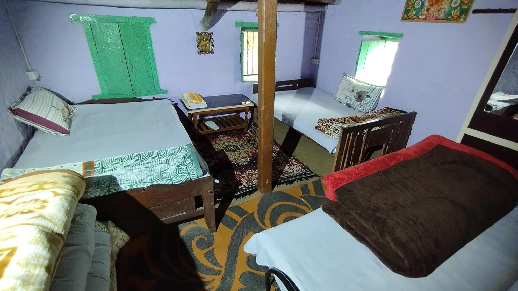 Dwarahat Village Farmstay- Babaji'S Cave Habitación foto